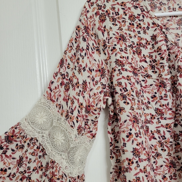 Hollister small floral peasant lace blouse bell sleeves boho prarie red - Picture 7 of 9